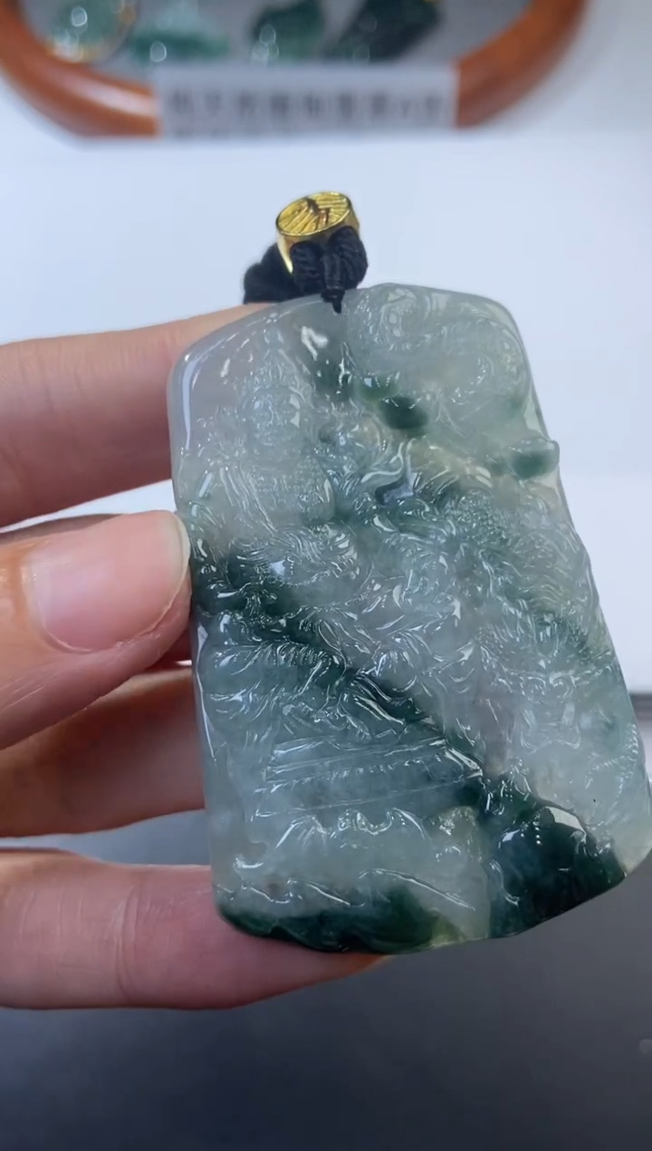 未镶嵌挂件翡翠372626     多人 