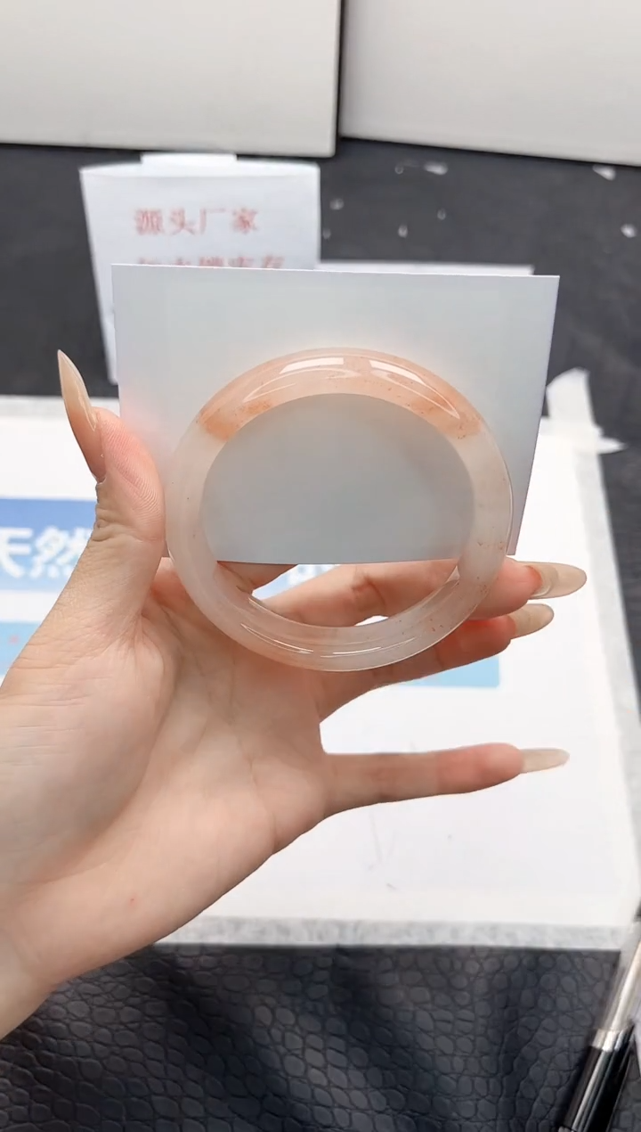 【闪购商品】石英质玉手镯未镶嵌Q328-60