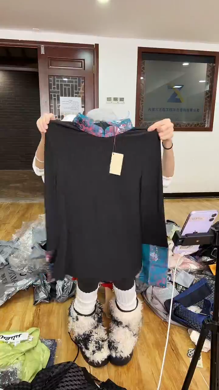 M码       90-105斤  打底