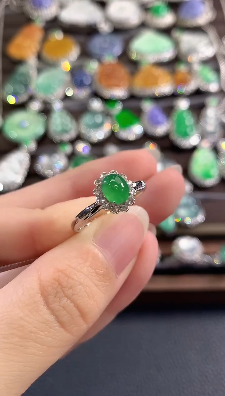 18K金镶嵌戒指翡翠c2   