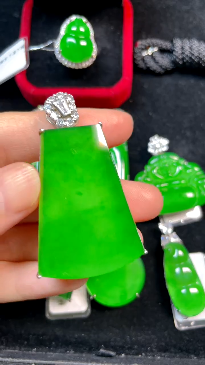 翡翠银S925镶嵌吊坠(不含链)吊坠