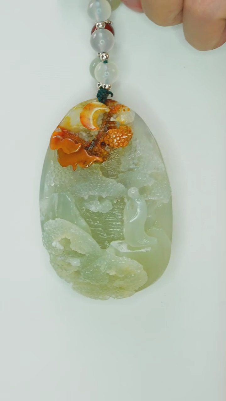【闪购商品】岫玉颈饰未镶嵌花玉俏色吊坠