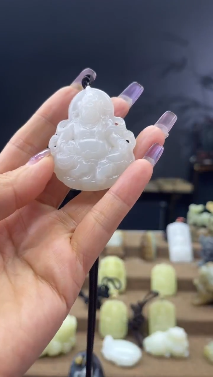 颈饰未镶嵌和田玉1