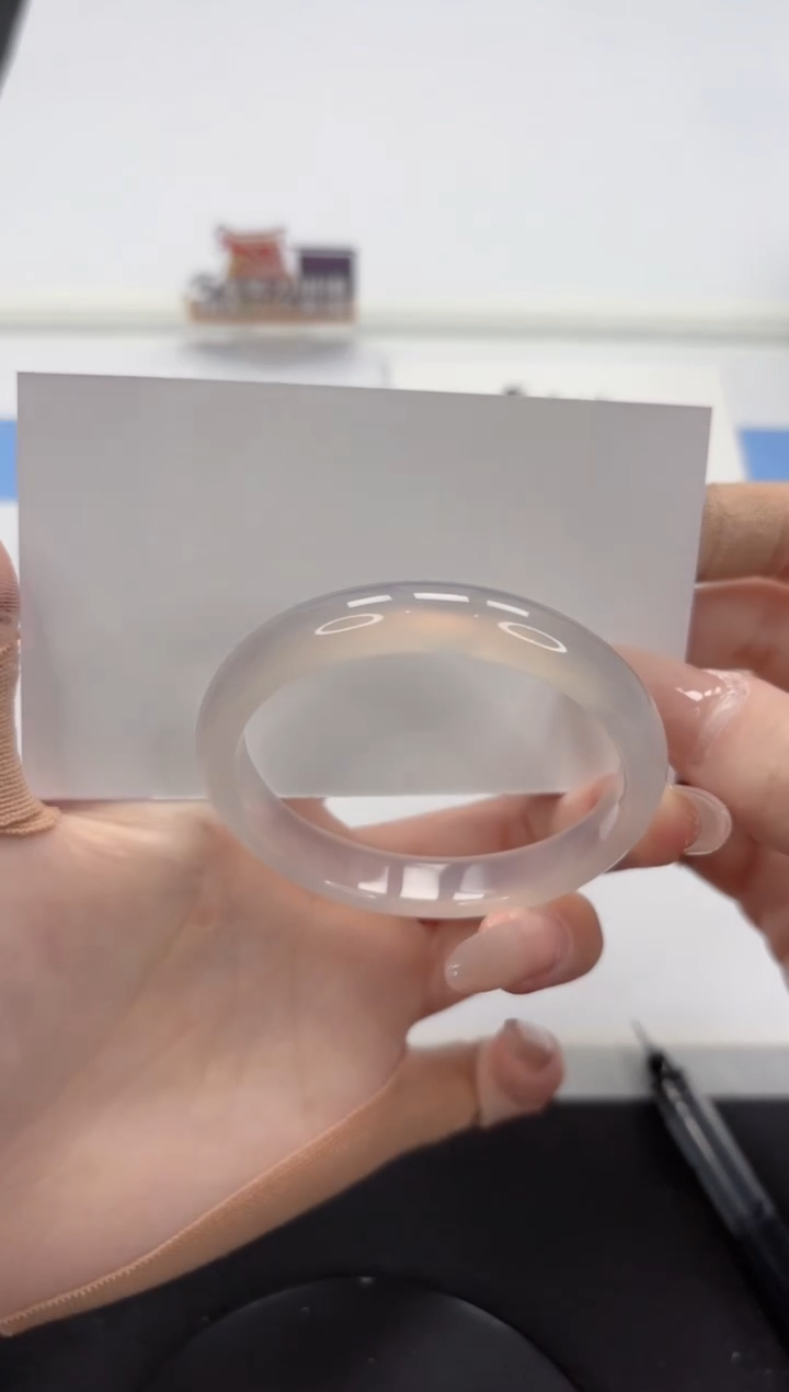 【闪购商品】石英质玉手镯未镶嵌A227-52