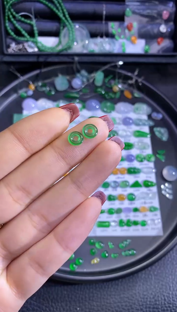 未镶嵌挂件翡翠圈