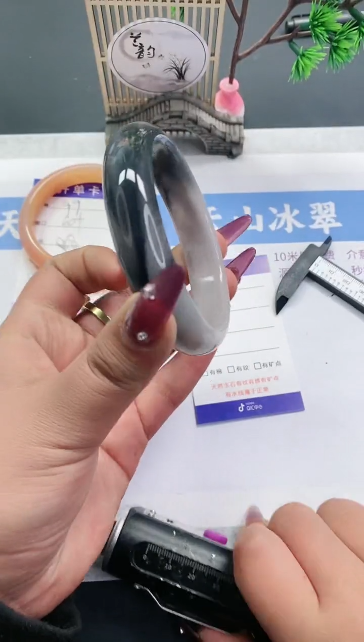 【闪购商品】石英质玉手镯未镶嵌M100-62+