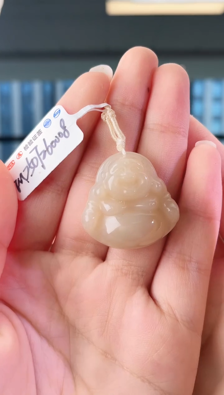 和田玉未镶嵌颈饰30佛公 多样性发其一