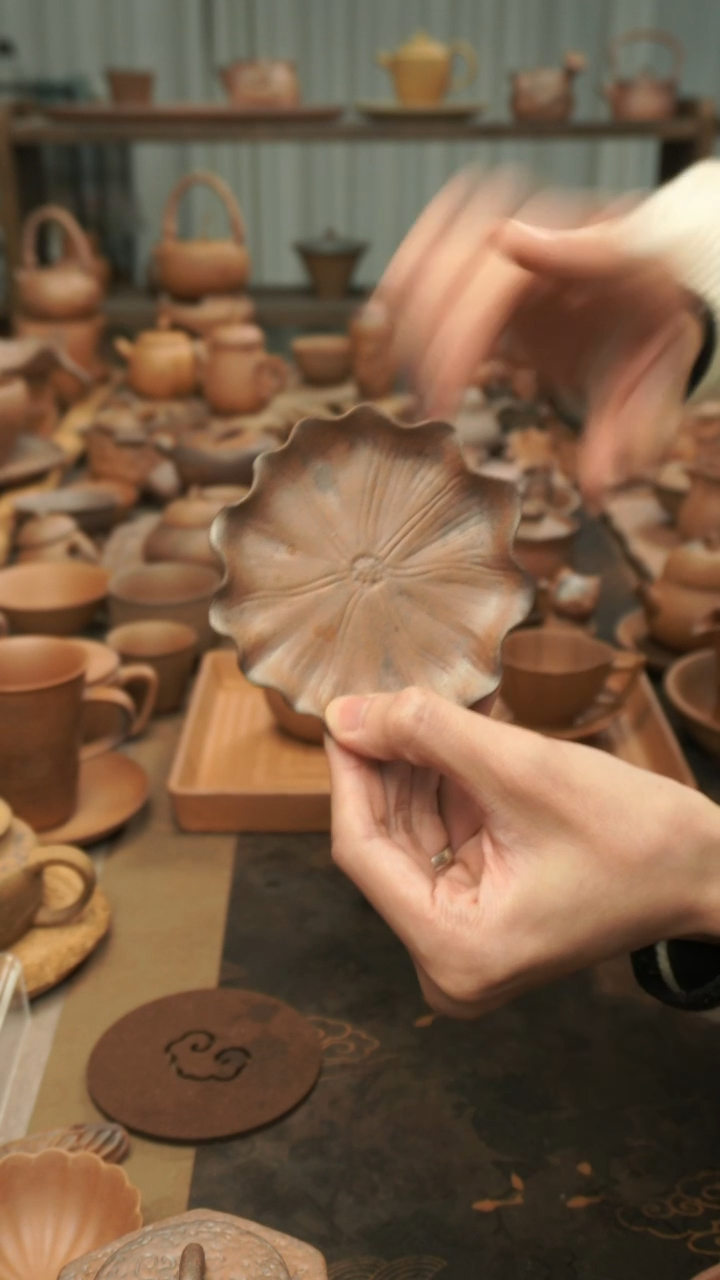 原矿老岩泥精工  手捏荷叶杯垫