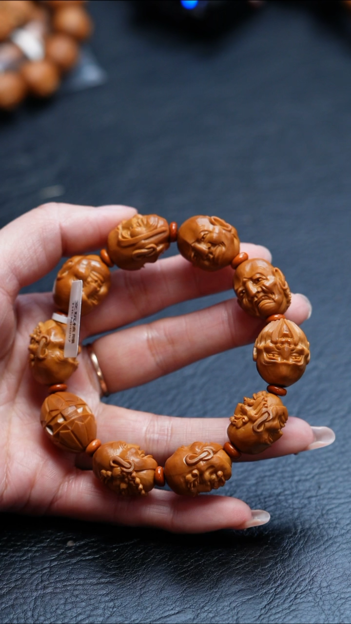 【闪购商品】橄榄核吊坠苏工橄榄核