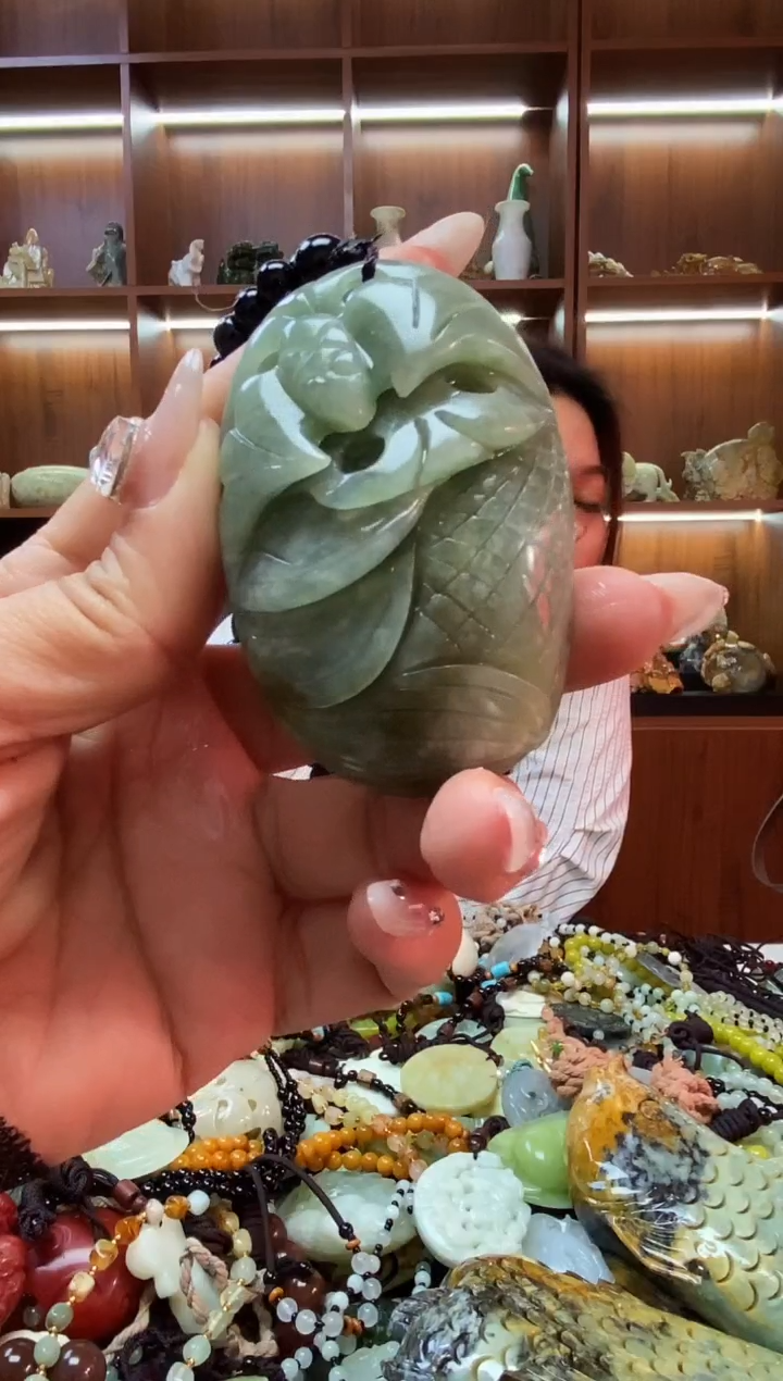 未镶嵌蛇纹石玉手把    