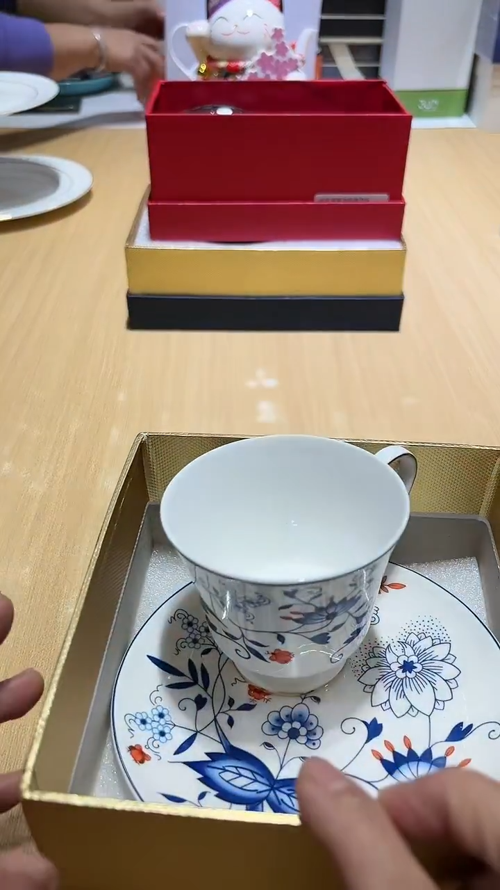瓷片生活的本意就是开心@@1