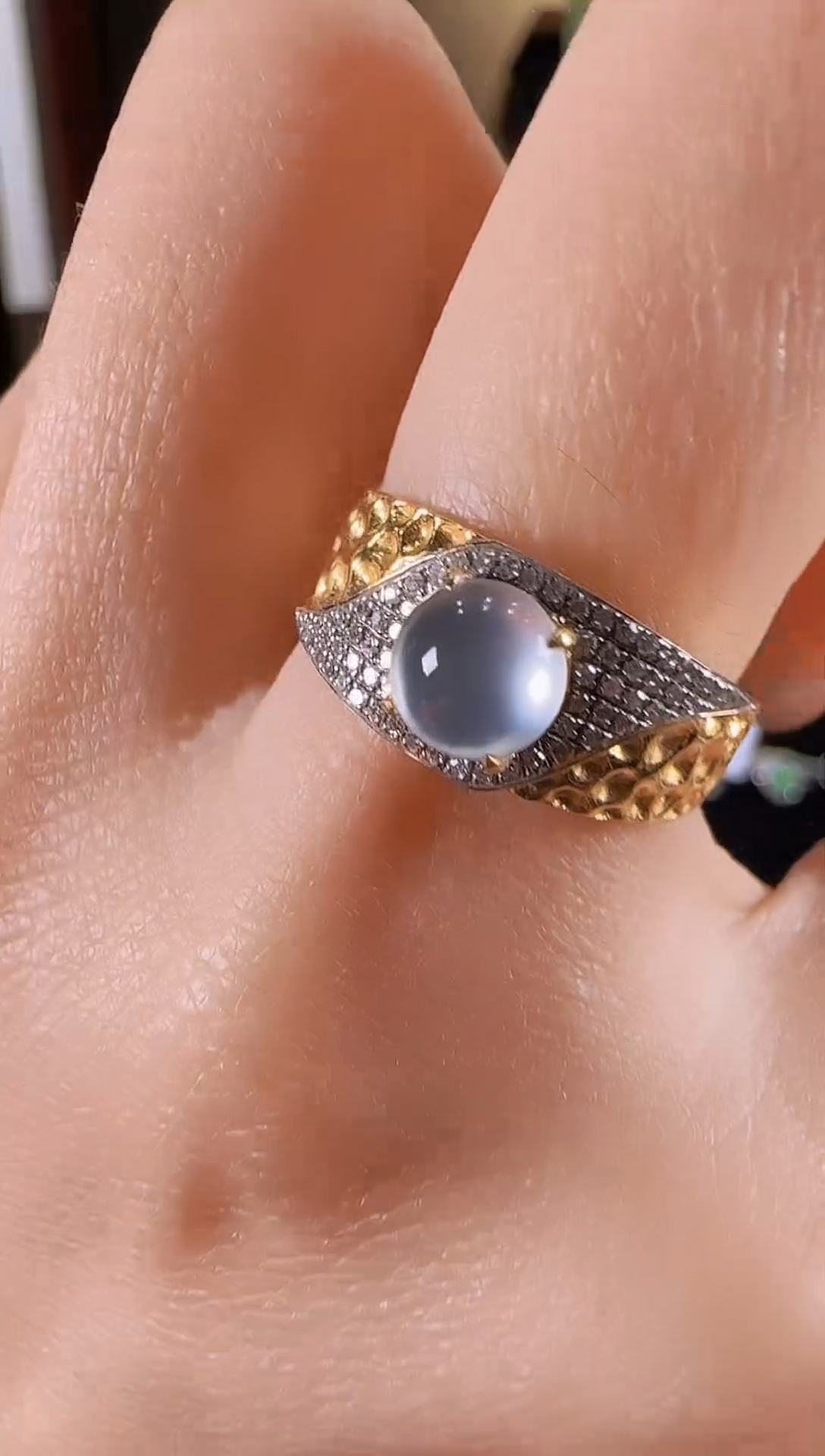 【闪购商品】翡翠戒指18K金镶嵌冰蛋面