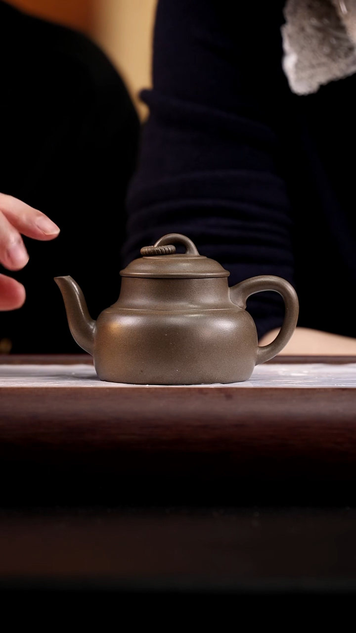 19 一品天青曼生圈壶200cc 