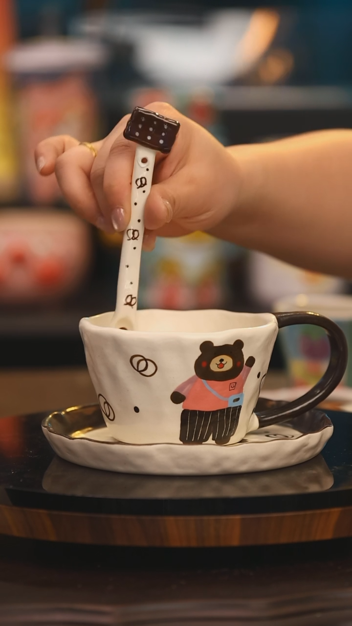 【闪购商品】摆件景德镇设计师釉下彩绘陶瓷