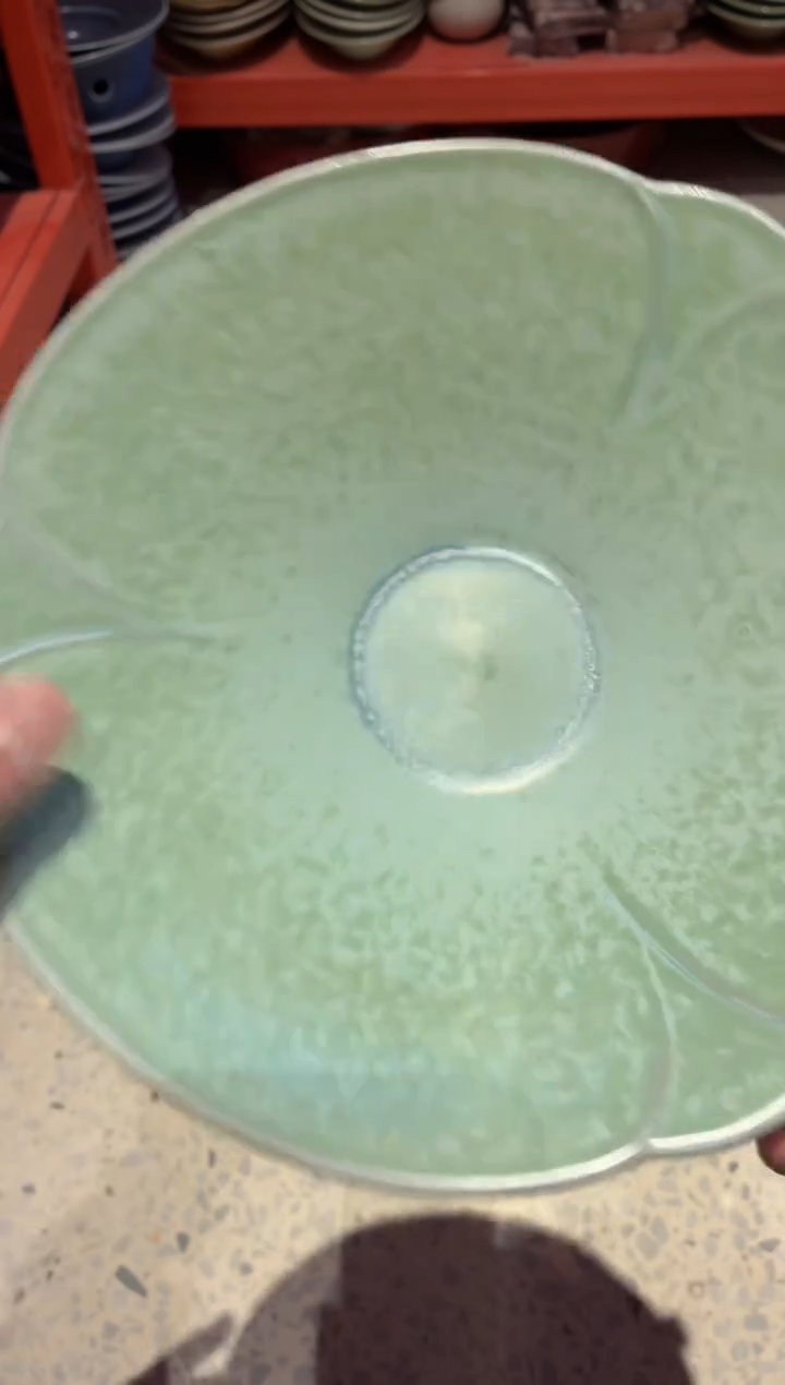 瓷片绿**流429微瑕绿蓝渐变花瓣斗盘1个