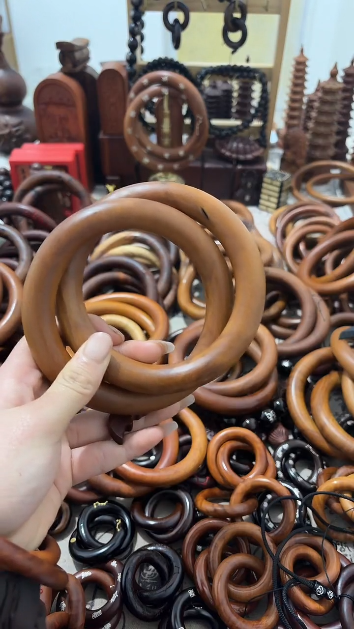 枣木?****8乾坤圈一物一拍微瑕85