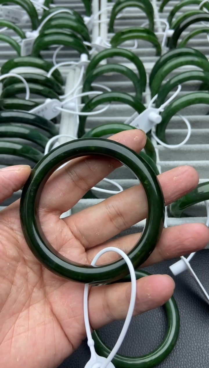 未镶嵌手镯和田玉（碧玉）42-60.6