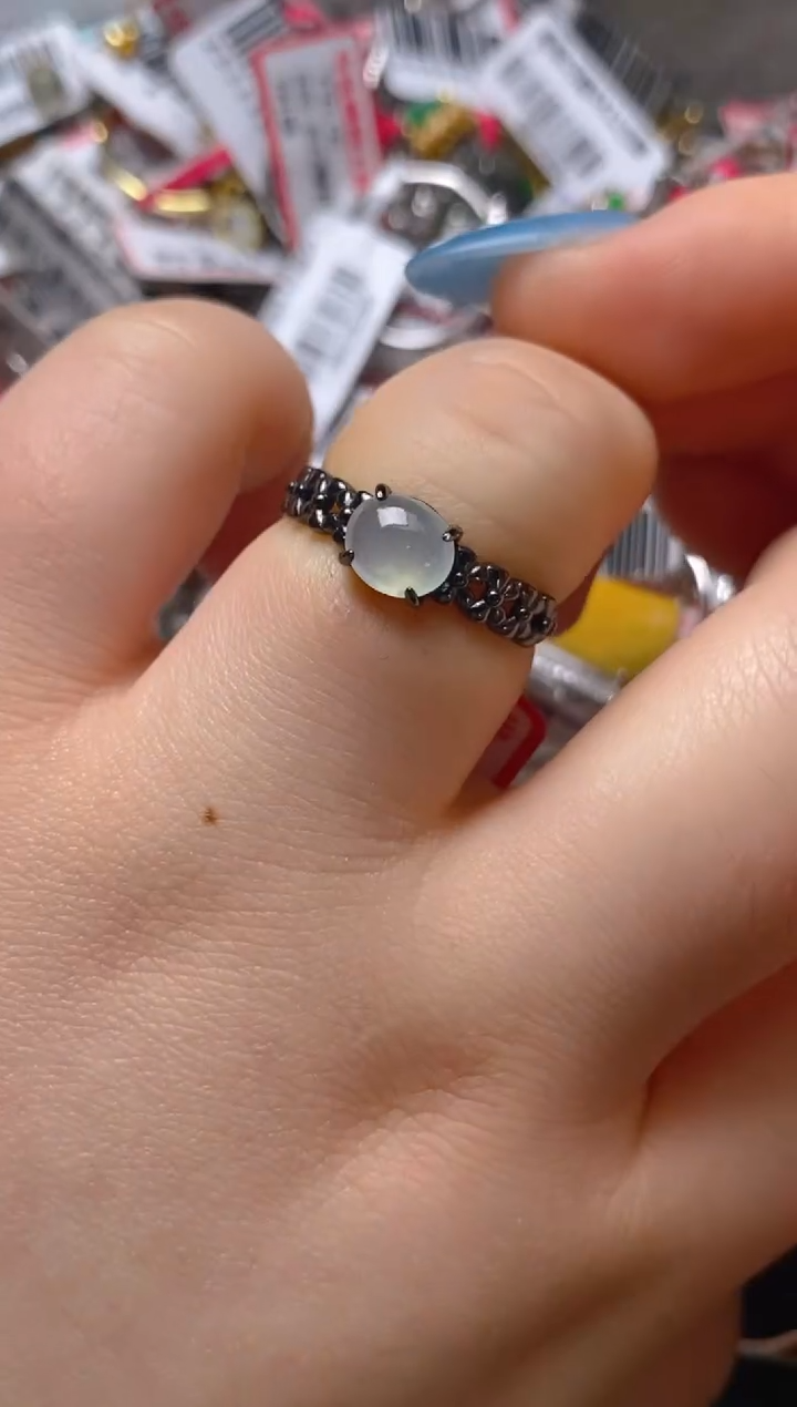 银S925镶嵌戒指翡翠百内无证书