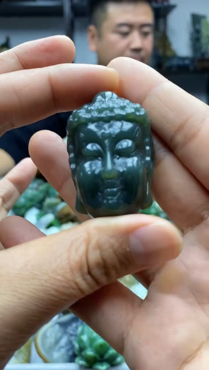 未镶嵌和田玉把件1