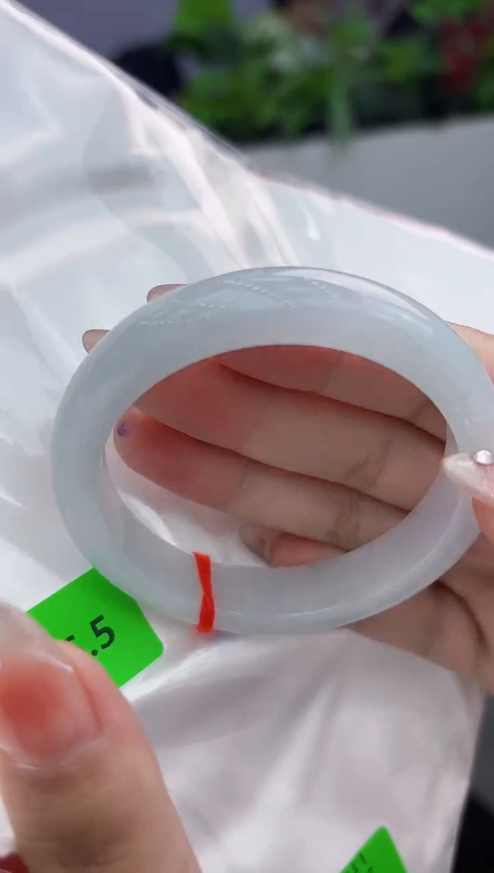 【闪购商品】翡翠手镯未镶嵌翡翠手镯