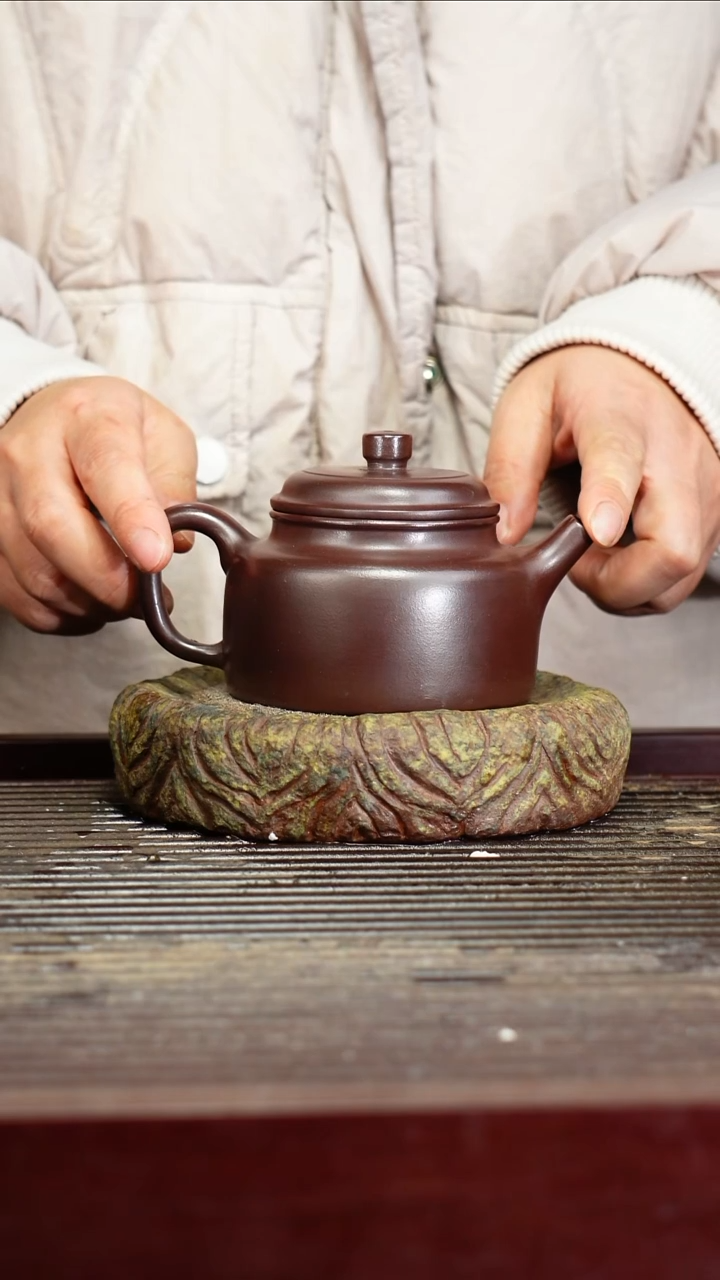 宜兴原矿紫砂壶茶壶宜兴原矿紫砂壶茶壶200C