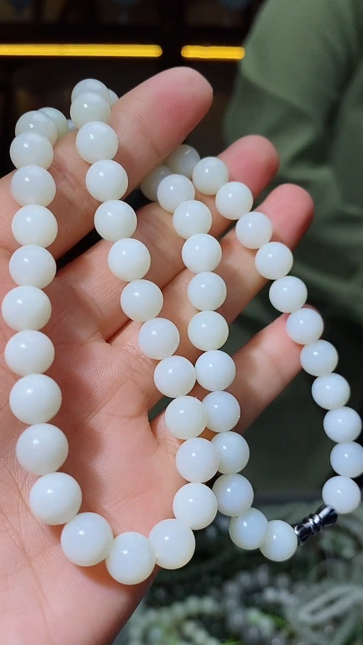 【闪购商品】和田玉挂件未镶嵌卡8妈妈链