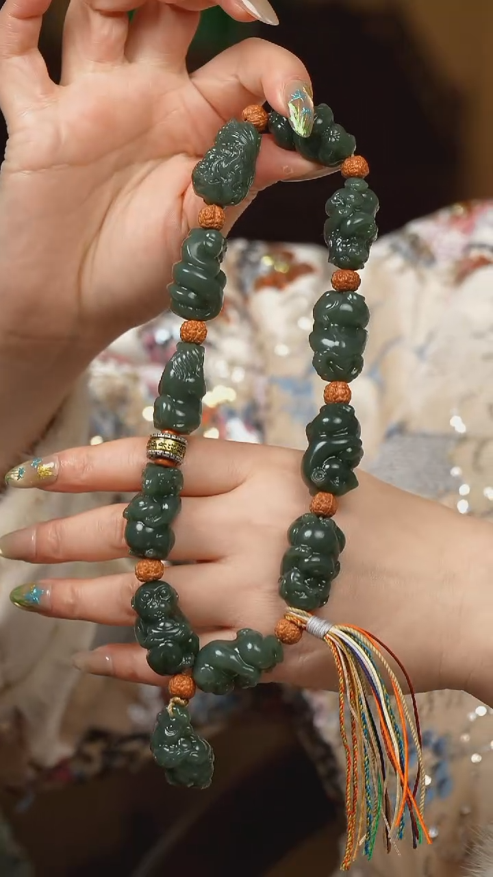 未镶嵌和田玉挂件手串（多样性发货）