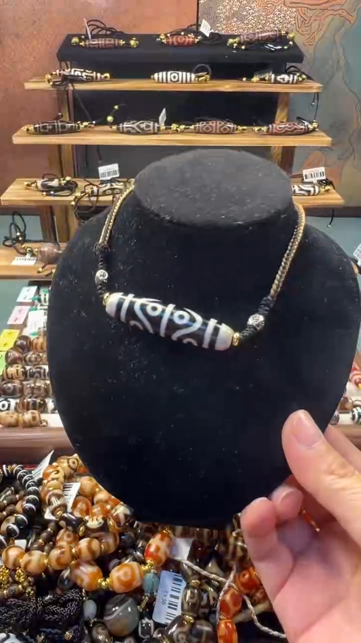 玛瑙/玉髓（覆膜）颈饰合金75(微瑕随机发货）