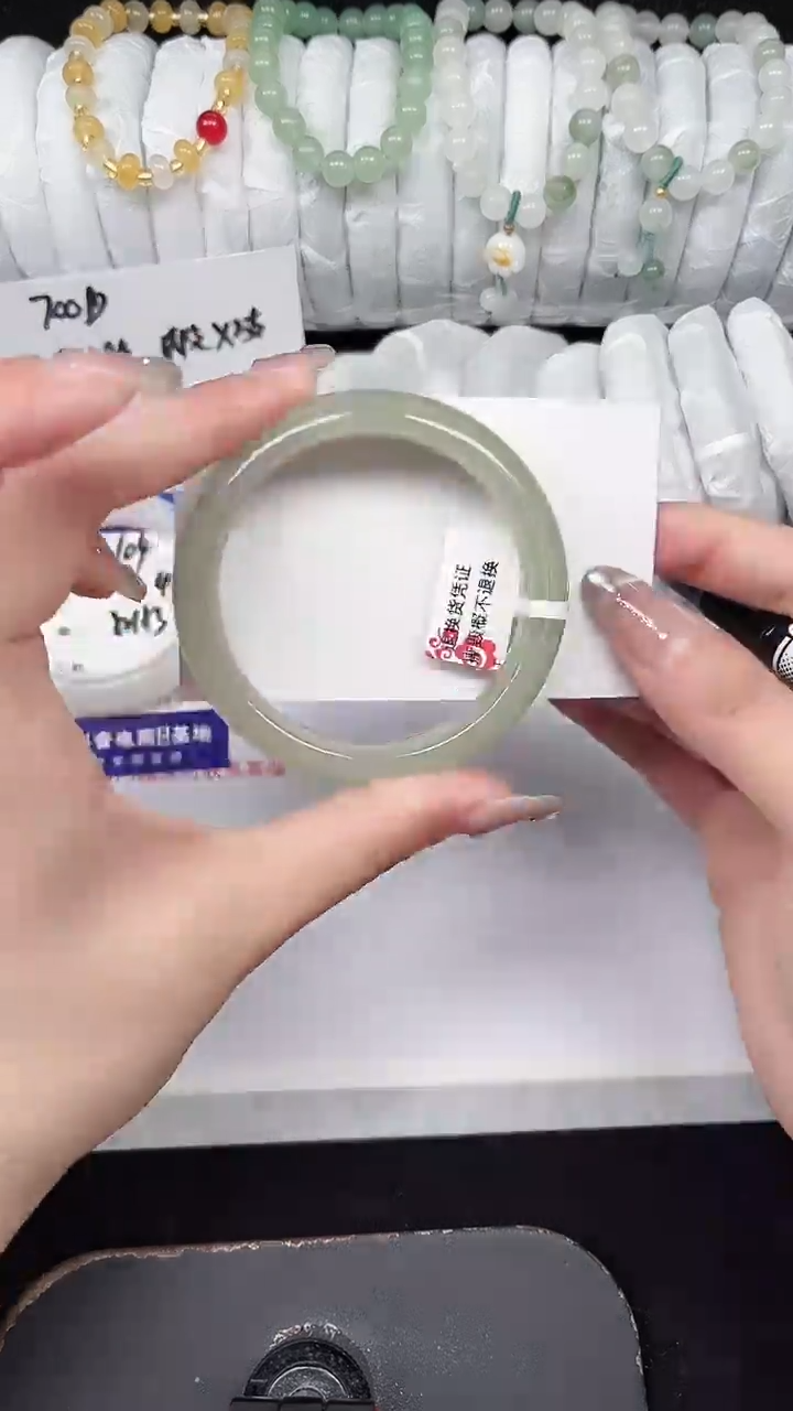 未镶嵌手镯石英质玉106-53/54