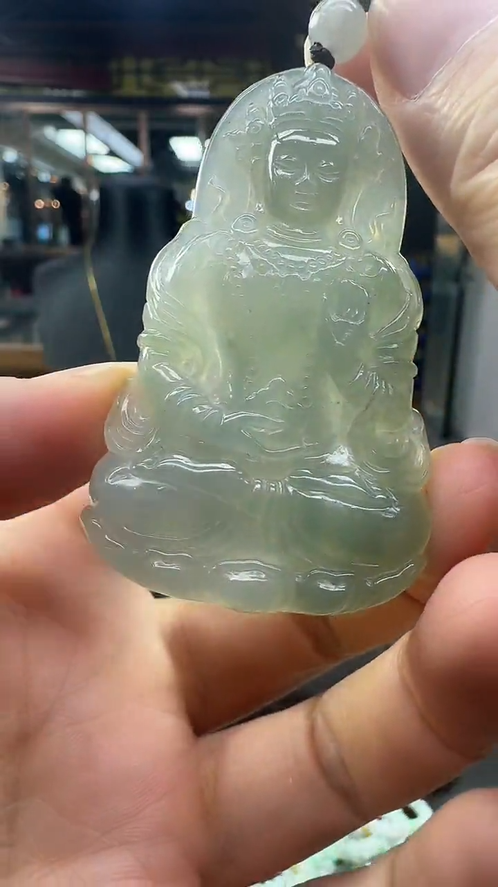 颈饰未镶嵌翡翠度母挂件