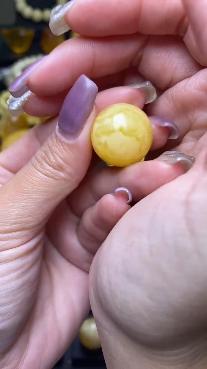 【闪购商品】琥珀裸石未镶嵌葵.105