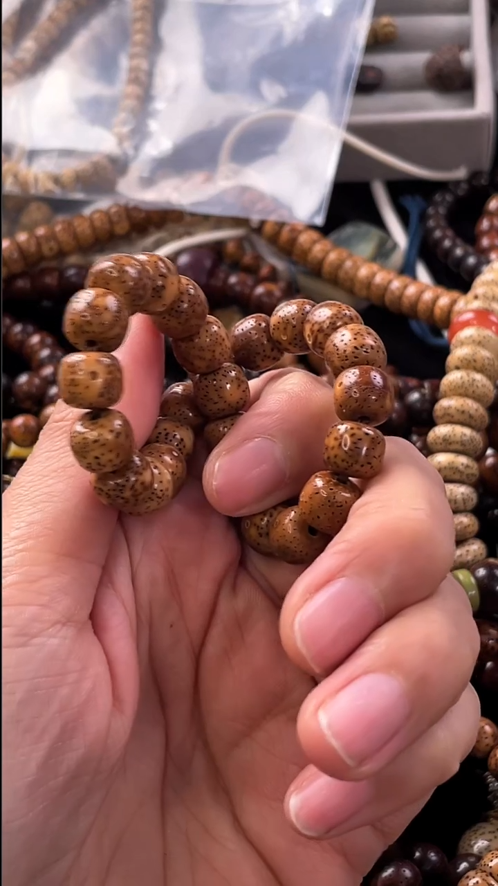 手串星月菩提精工级浅珀桶珠9*8手串