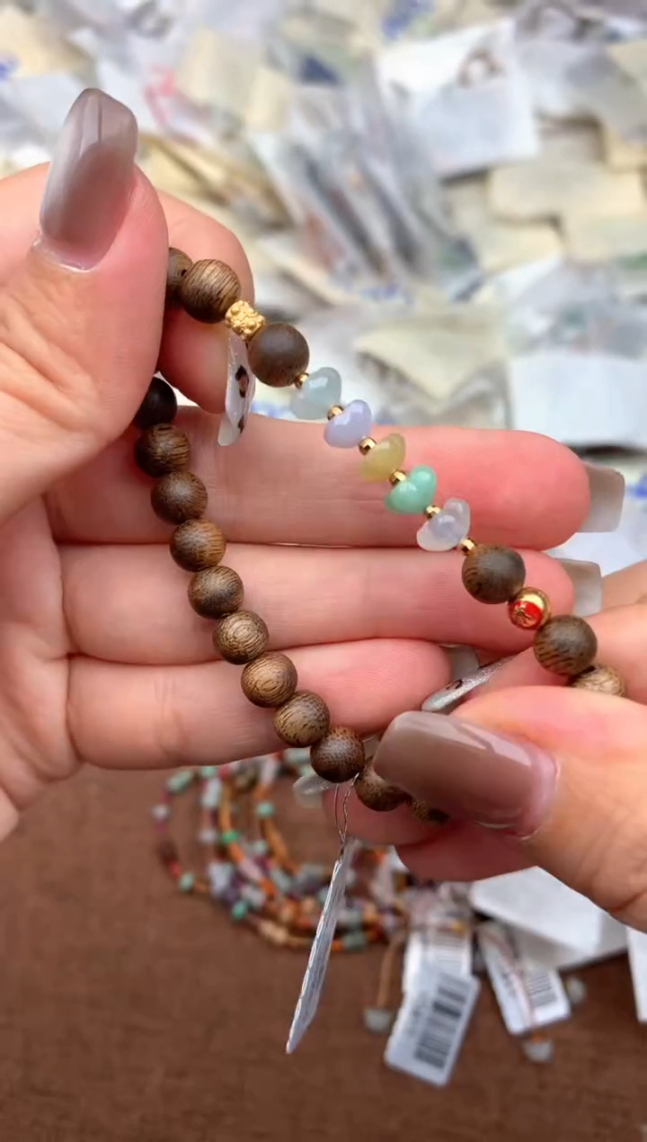 未镶嵌挂件翡翠—