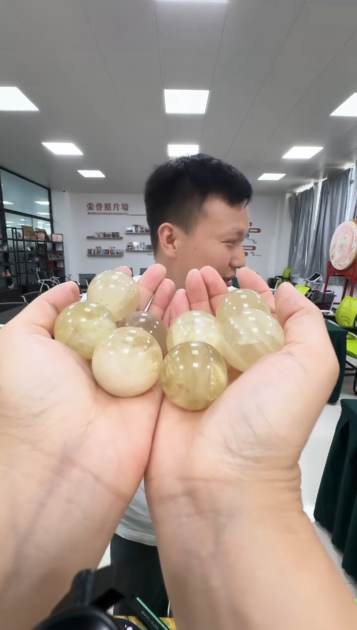 水晶珠宝半成品未镶嵌w8229 黄水晶球