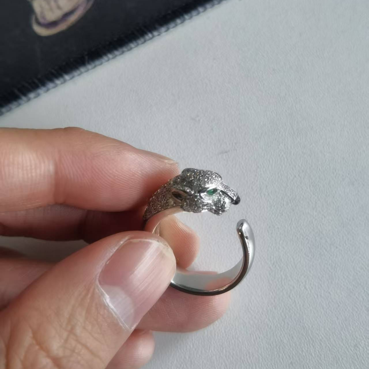 18K金宽版豹子戒指15#