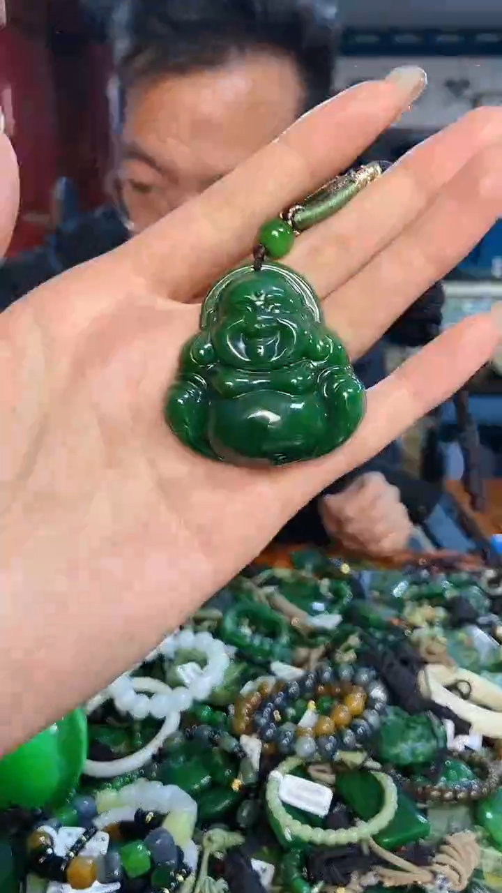 未镶嵌和田玉挂件1