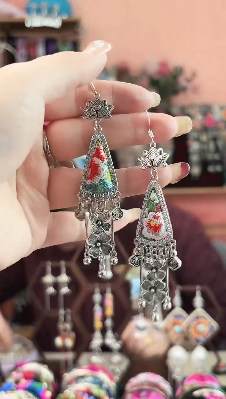 艺枝独绣手工饰品88