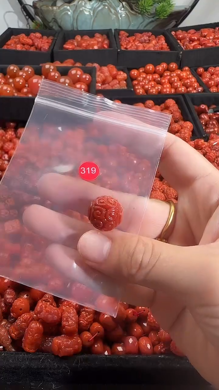 颈饰未镶嵌南红玛瑙11