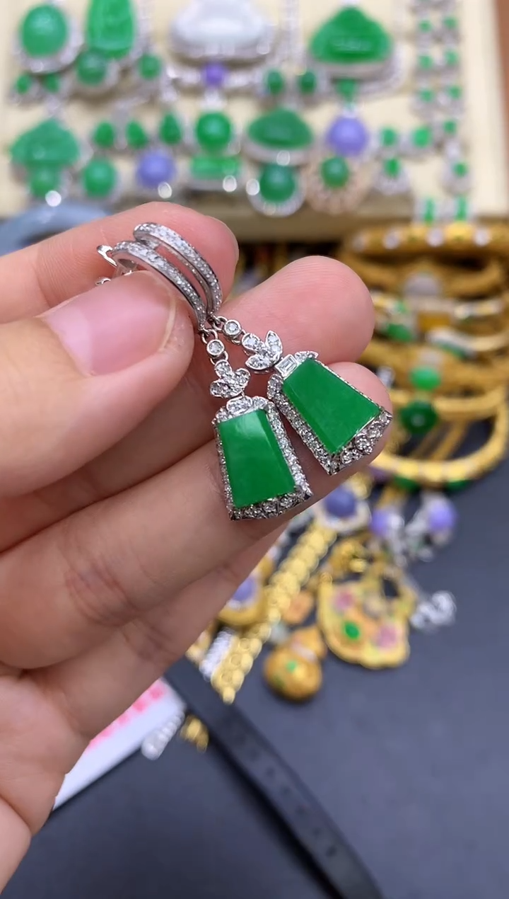 18K金镶嵌翡翠耳饰347-中国好珍宝