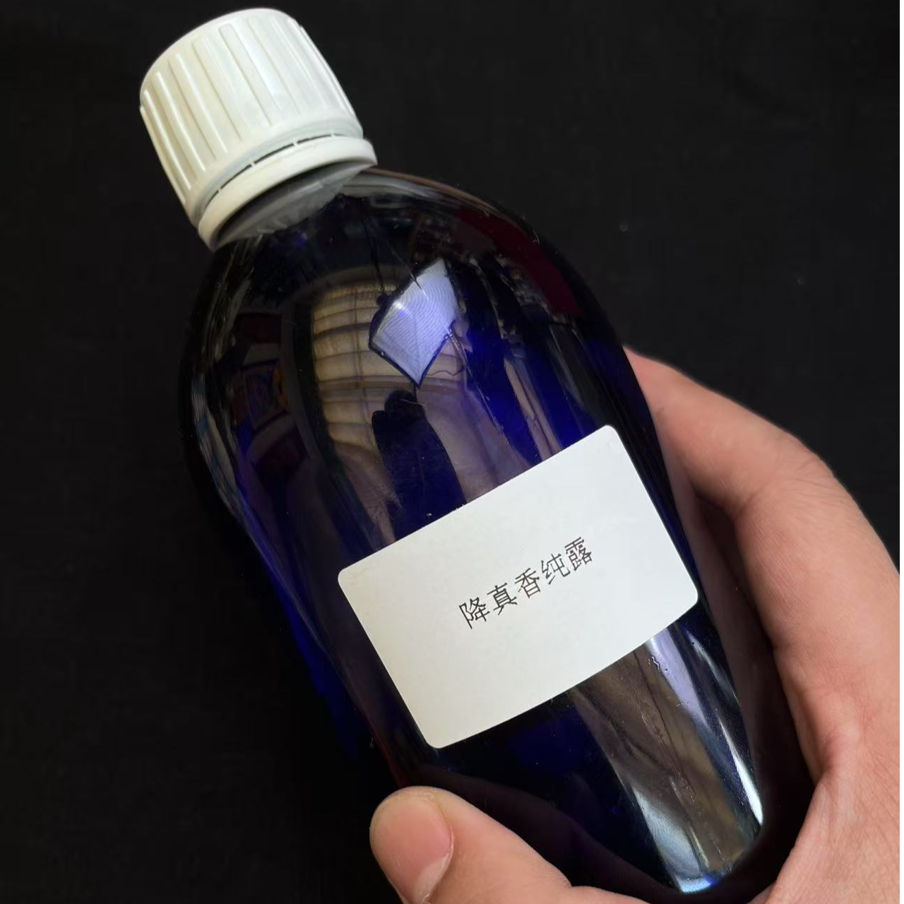 降真香纯露，脱蜡、脱重油，100%挥发油，古法蒸馏工艺