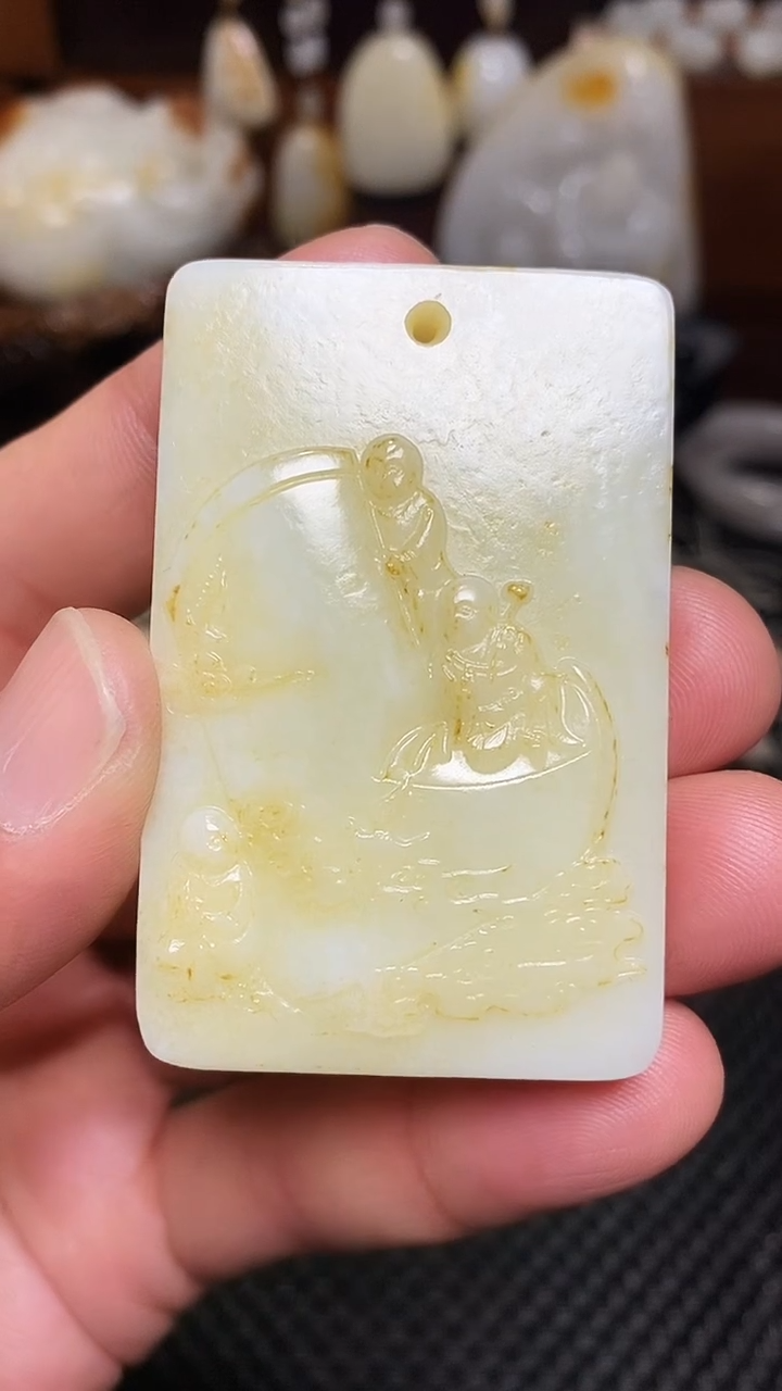 S***n天然玉石     