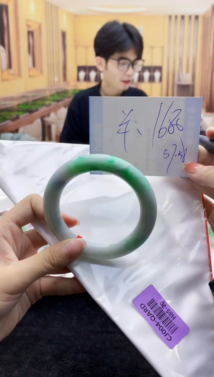【闪购商品】翡翠手镯未镶嵌   H85-20