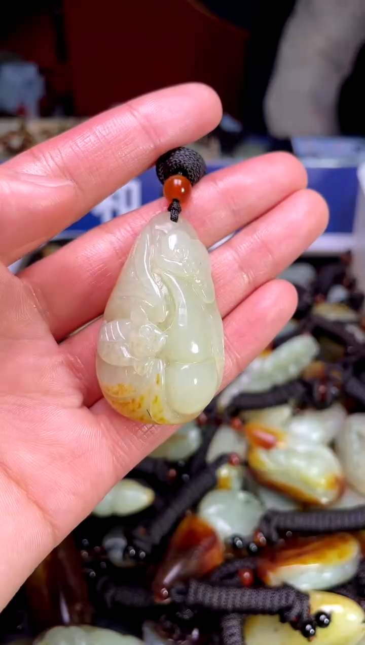 【闪购商品】和田玉颈饰未镶嵌1