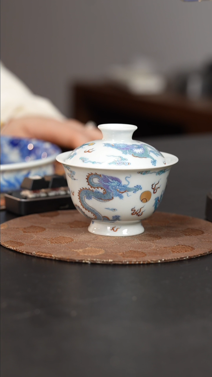【闪购商品】杯蕴和堂斗彩龙纹盖碗