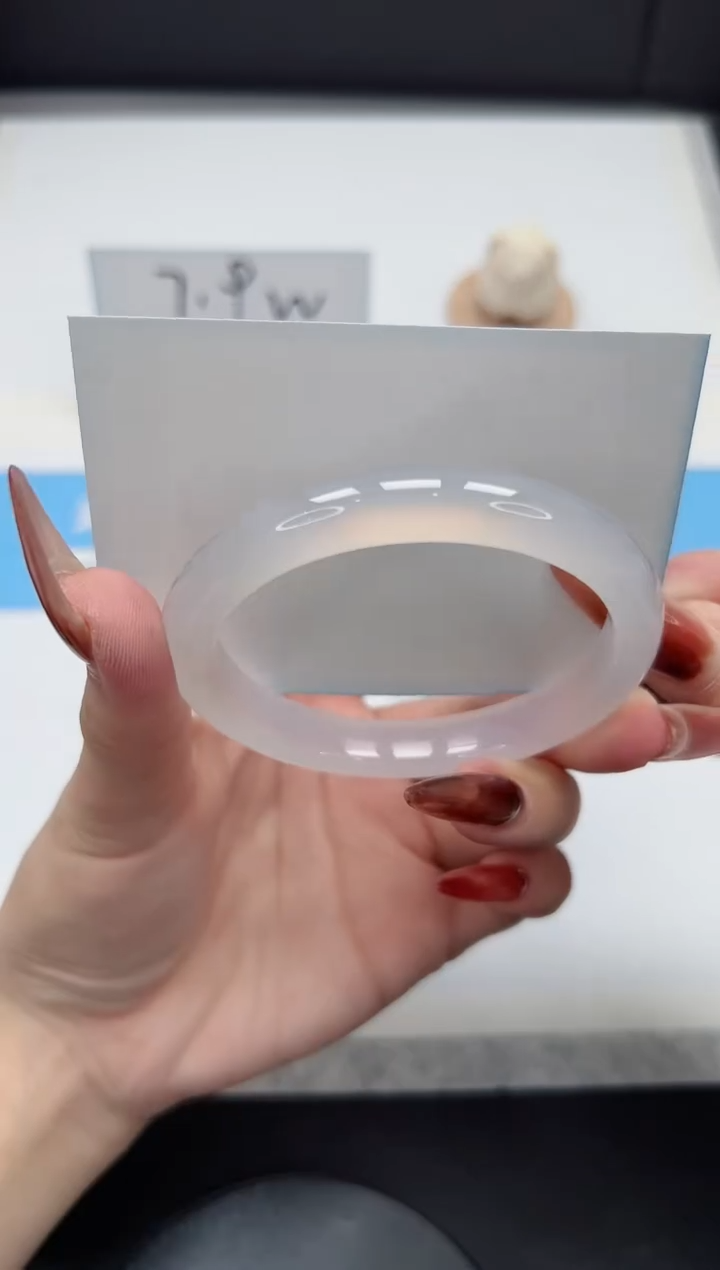 【闪购商品】石英质玉手镯未镶嵌301/58.8荔枝