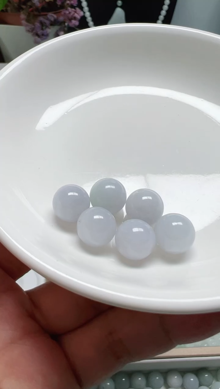 散珠翡翠快****心纯天然缅甸A货翡翠卡10，6颗