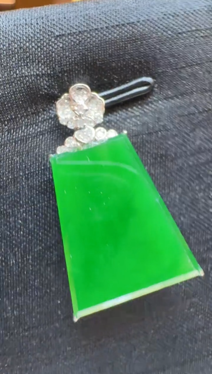 【闪购商品】翡翠吊坠(不含链)18K金镶嵌多样性团购发一件