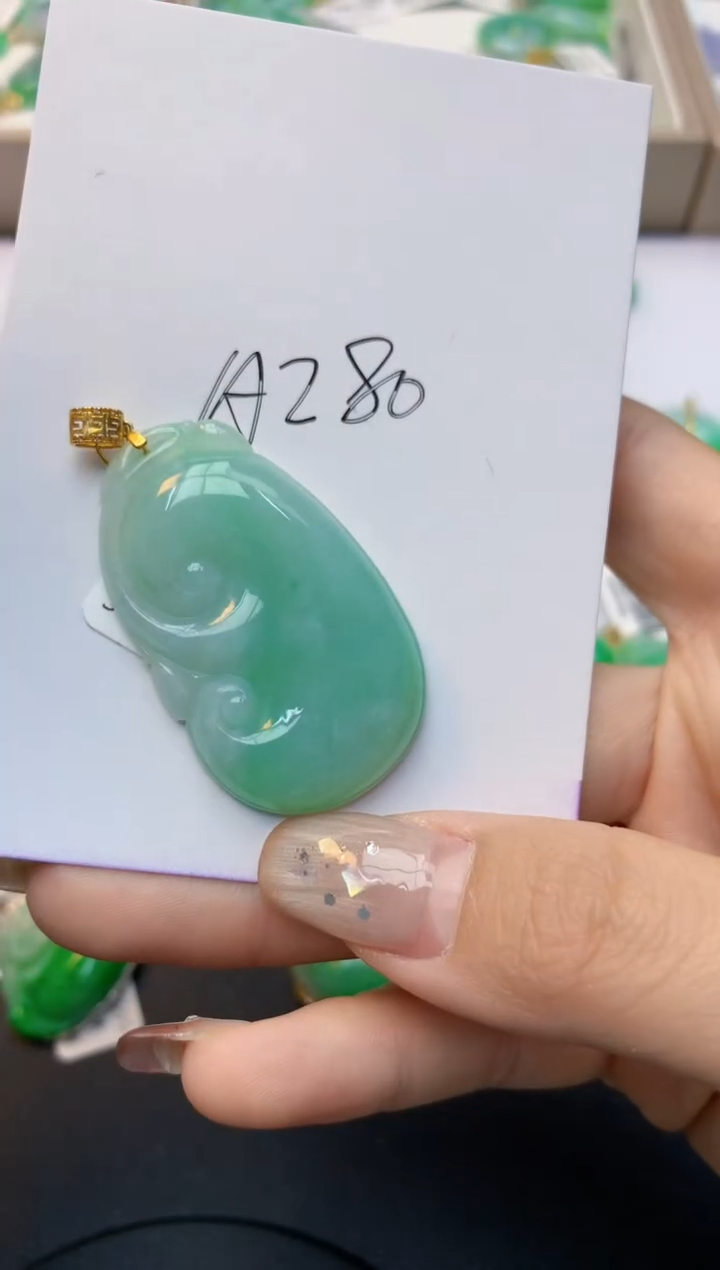 颈饰18K金镶嵌翡翠天然A货翡翠百元以上9元证书费自理