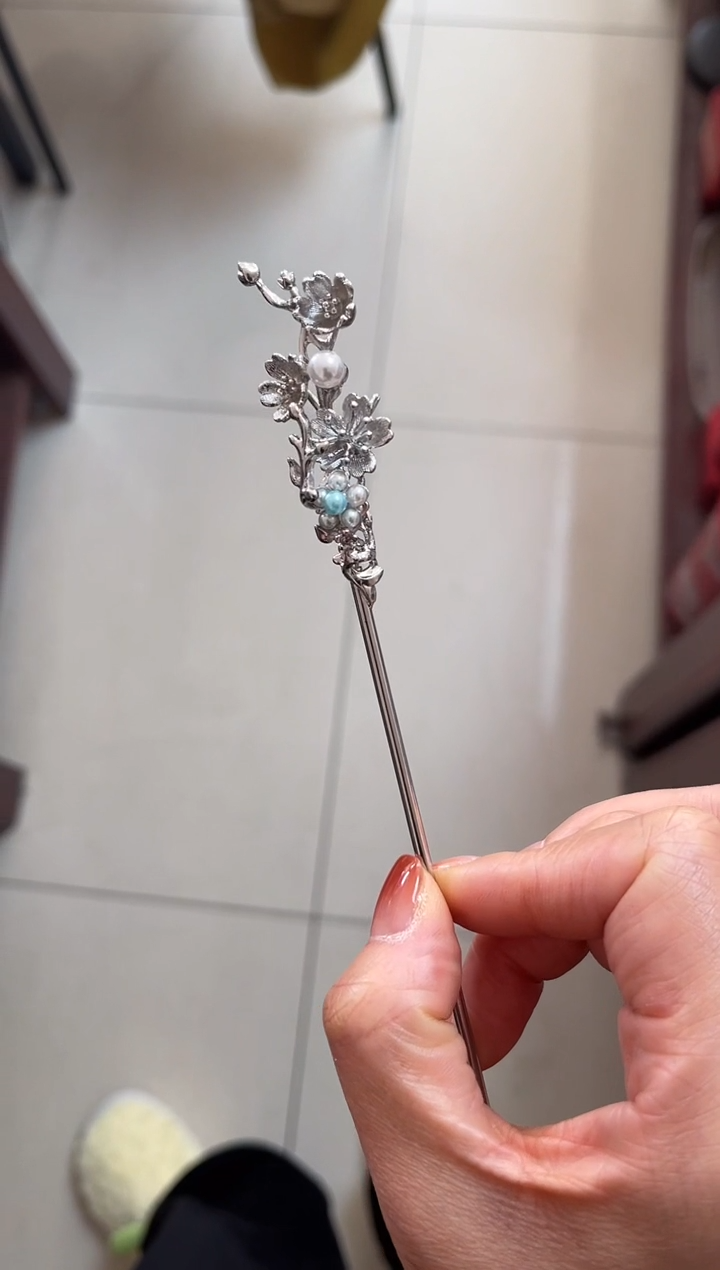 【闪购商品】错色梅花珐琅发簪