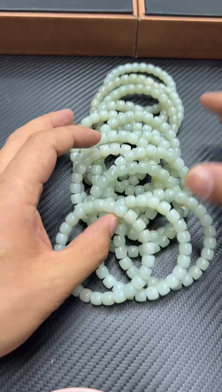 未镶嵌手串和田玉且末微色差近矿8多样性发货拍一发一